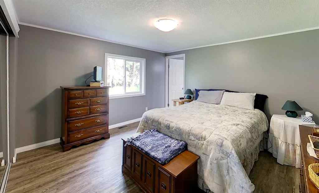 MLS® A2243248 - 710 54 Street S in Edson Edson, Commercial