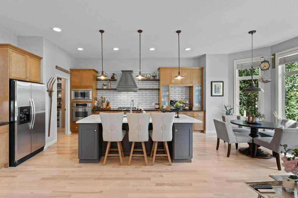 MLS® A2243259 - 51 Heritage Cove  in NONE Heritage Pointe, Residential