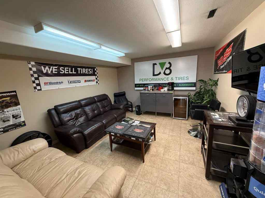 MLS® A2243264 - 2213 2 Avenue N in Anderson Industrial Park Lethbridge, Commercial