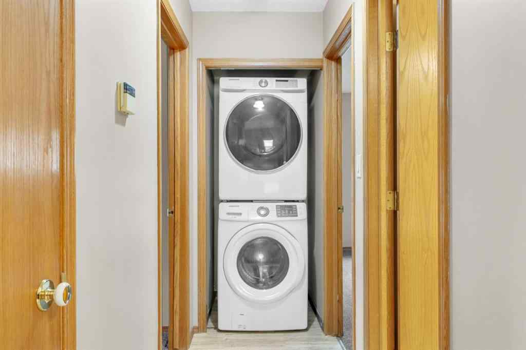MLS® A2243268 - 76 kirby Street  in Kentwood East Red Deer, Residential