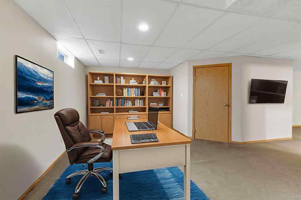 MLS® A2243268 - 76 kirby Street  in Kentwood East Red Deer, Residential
