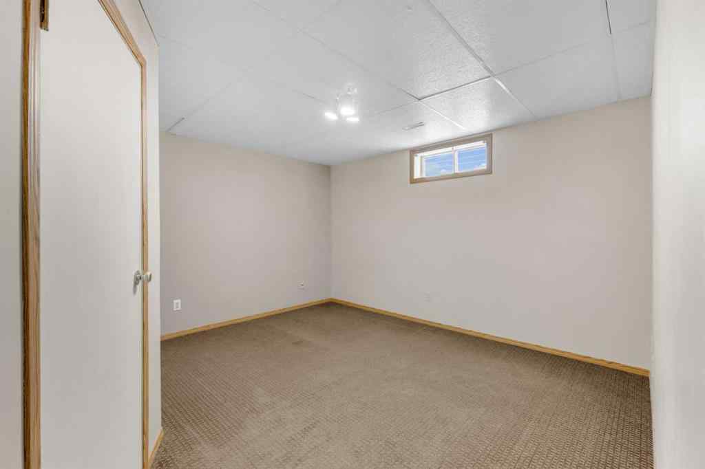 MLS® A2243268 - 76 kirby Street  in Kentwood East Red Deer, Residential