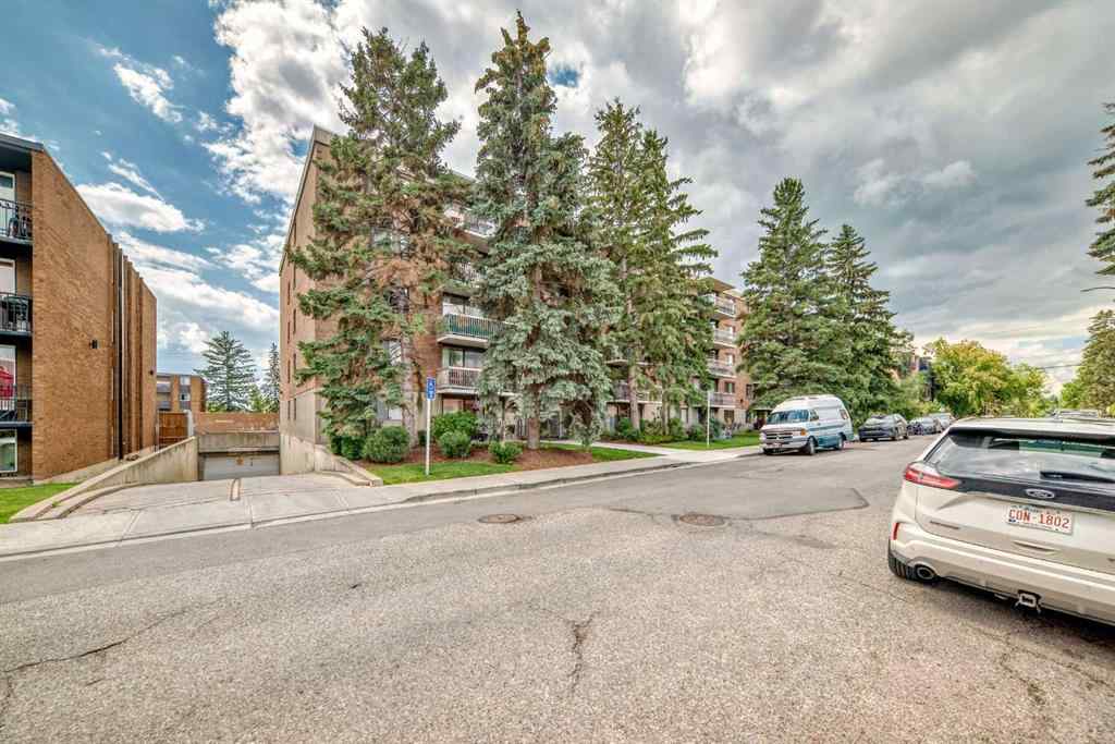 MLS® A2243273 - Unit #301 521 57 Avenue SW in Windsor Park Calgary, Residential