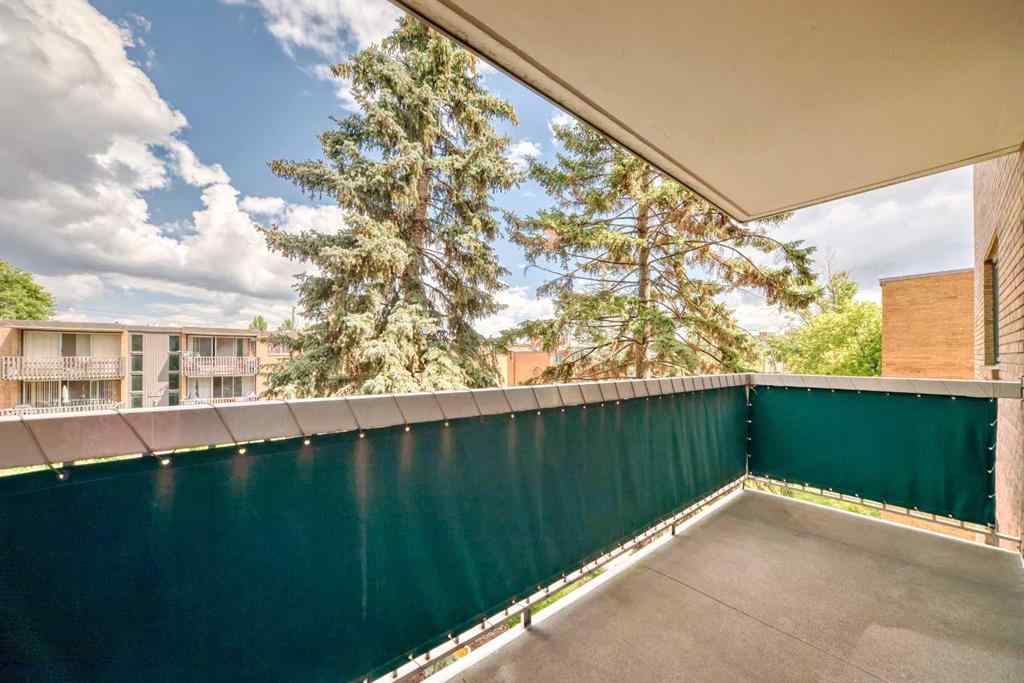 MLS® A2243273 - Unit #301 521 57 Avenue SW in Windsor Park Calgary, Residential