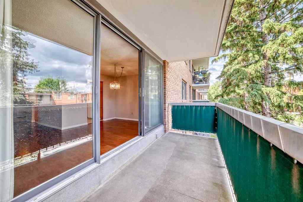 MLS® A2243273 - Unit #301 521 57 Avenue SW in Windsor Park Calgary, Residential