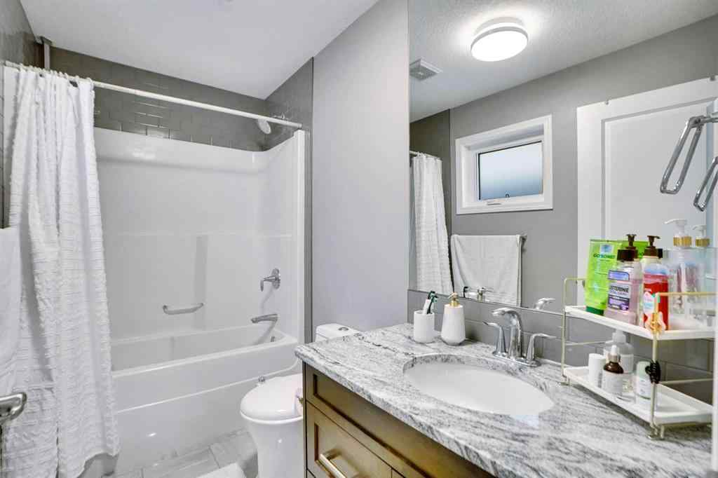 MLS® A2243290 - 33 Savanna Green NE in Saddle Ridge Calgary, Residential