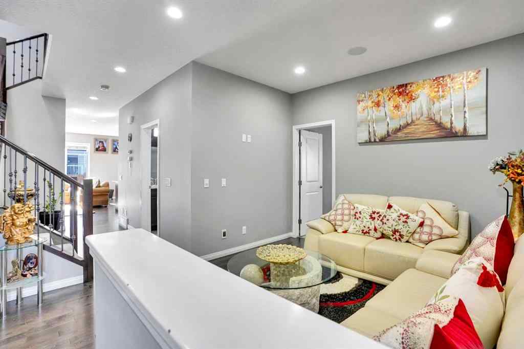 MLS® A2243290 - 33 Savanna Green NE in Saddle Ridge Calgary, Residential