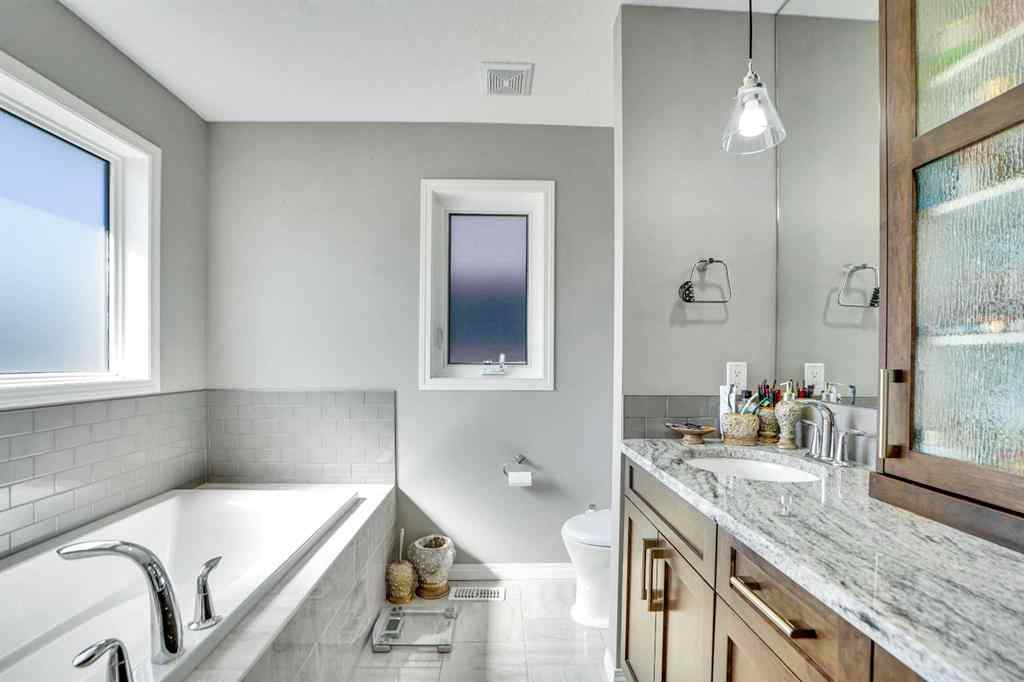 MLS® A2243290 - 33 Savanna Green NE in Saddle Ridge Calgary, Residential