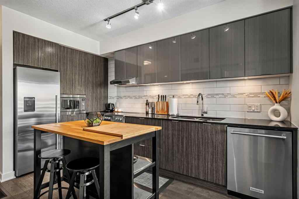 MLS® A2243293 - Unit #2602 930 6 Avenue SW in Downtown Commercial Core Calgary, Residential