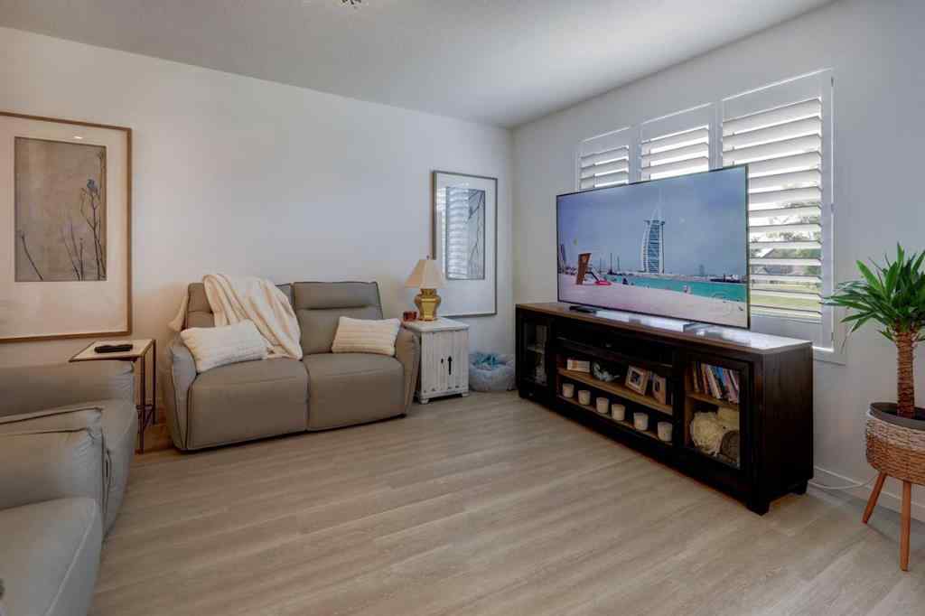MLS® A2243301 - 137 South Point Greenway SW in South Point Airdrie, Residential