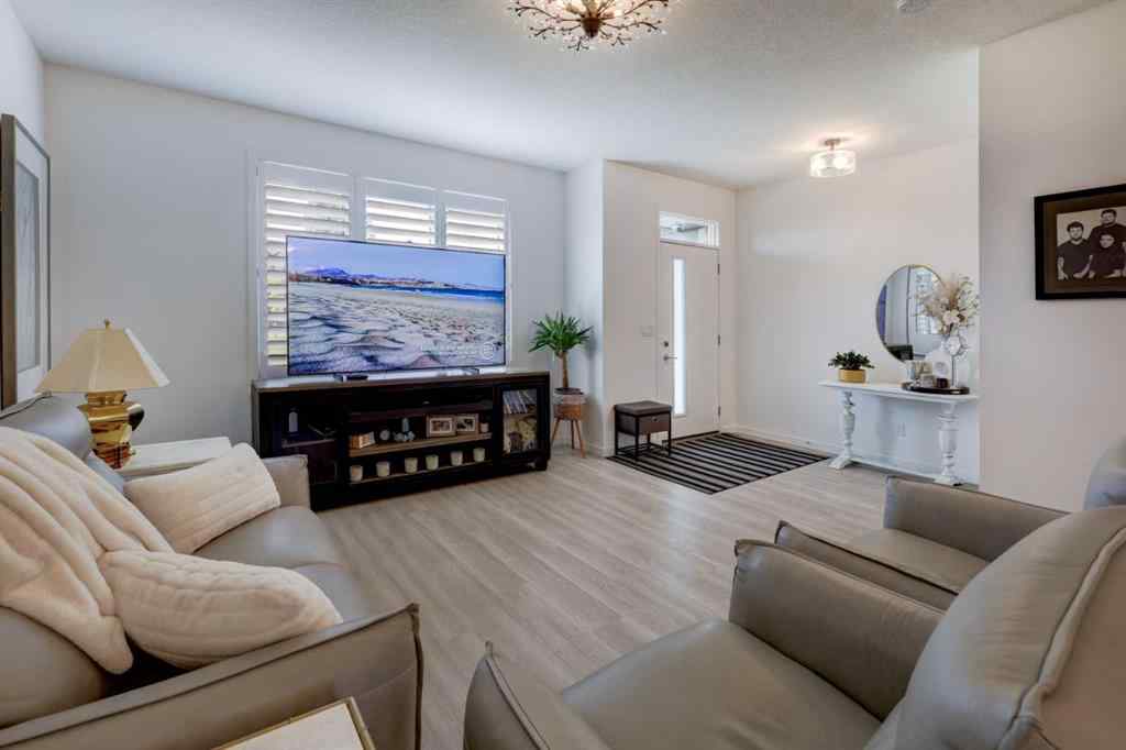 MLS® A2243301 - 137 South Point Greenway SW in South Point Airdrie, Residential