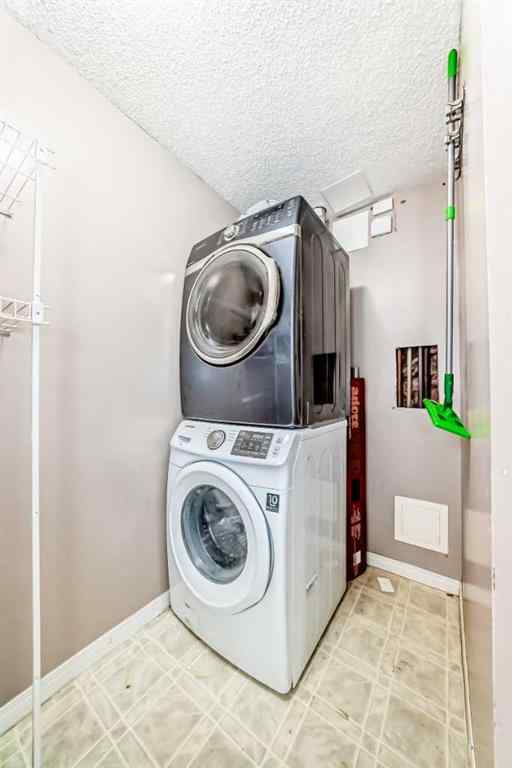 MLS® A2243303 - Unit #111 126 14 Avenue SW in Beltline Calgary, Residential