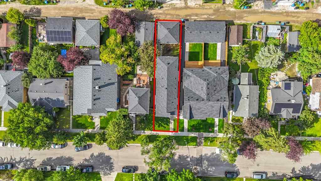 MLS® A2243305 - 420 14 Avenue NE in Renfrew Calgary, Residential