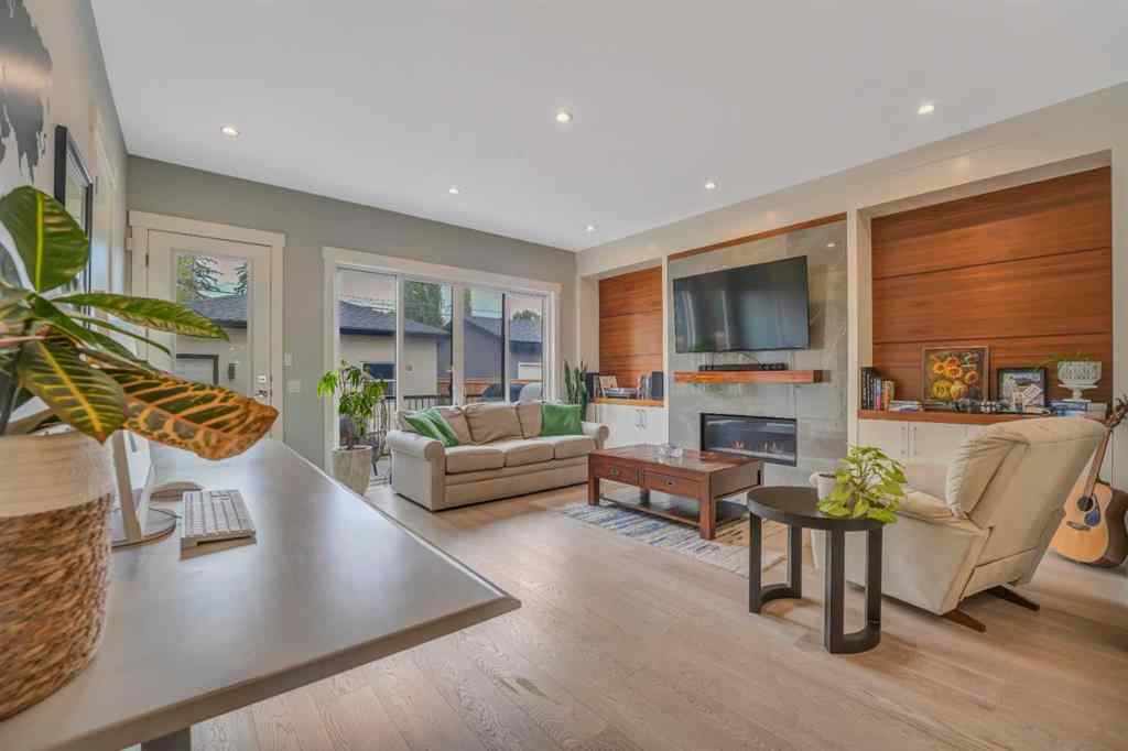 MLS® A2243305 - 420 14 Avenue NE in Renfrew Calgary, Residential