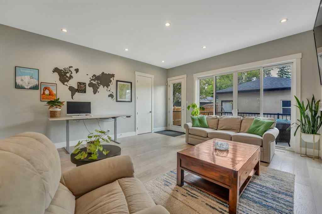 MLS® A2243305 - 420 14 Avenue NE in Renfrew Calgary, Residential