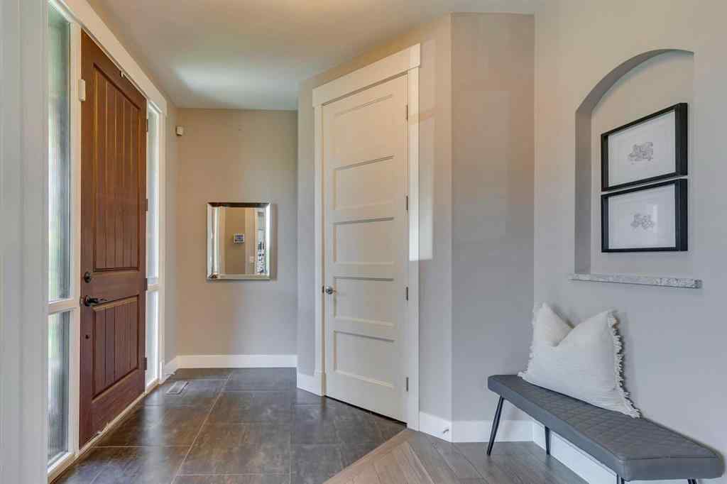 MLS® A2243309 - 2006 38 Avenue SW in Altadore Calgary, Residential