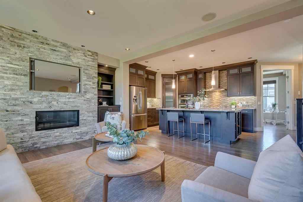 MLS® A2243309 - 2006 38 Avenue SW in Altadore Calgary, Residential
