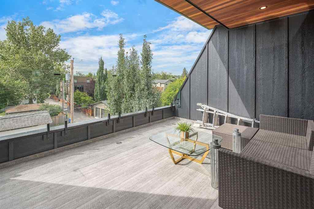 MLS® A2243310 - 1807 Broadview Road NW in Hillhurst Calgary, Residential