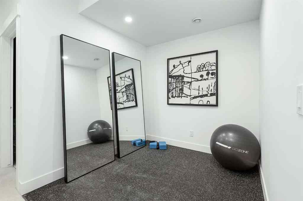 MLS® A2243310 - 1807 Broadview Road NW in Hillhurst Calgary, Residential