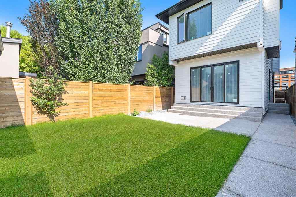 MLS® A2243310 - 1807 Broadview Road NW in Hillhurst Calgary, Residential