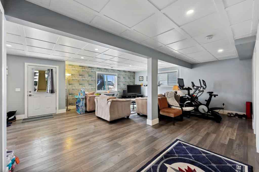 MLS® A2243313 - 913 Canoe Green SW in Canals Airdrie, Residential