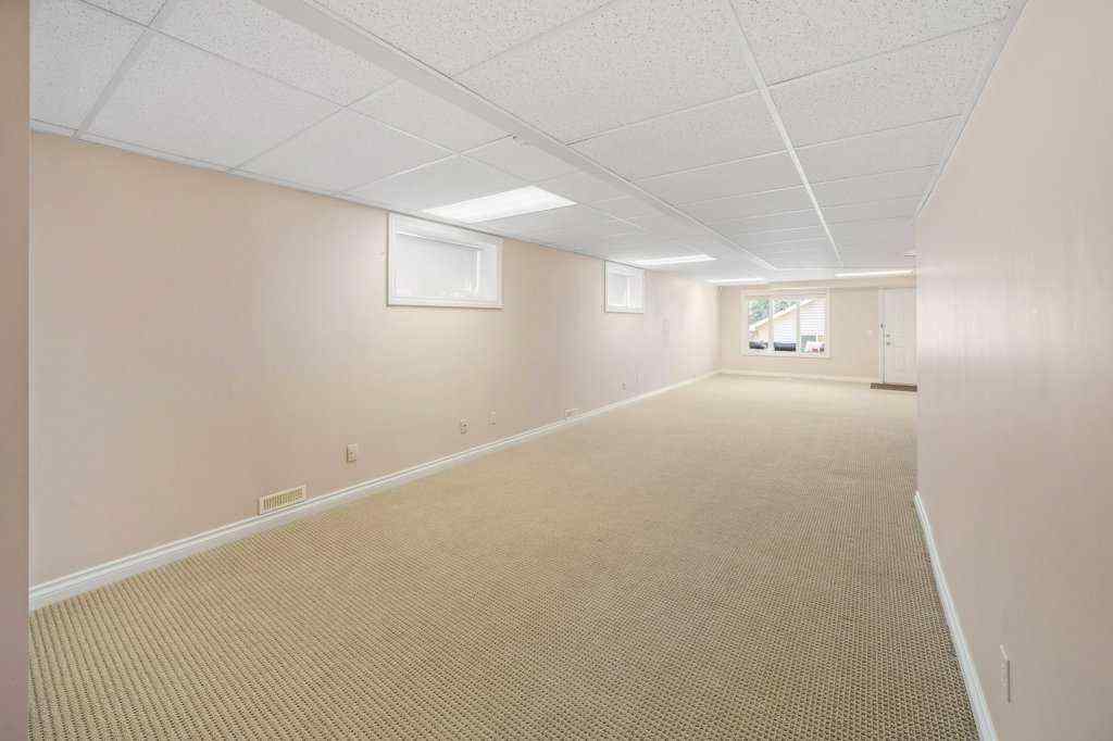 MLS® A2243333 - 1901 33 Avenue SW in South Calgary Calgary, Residential