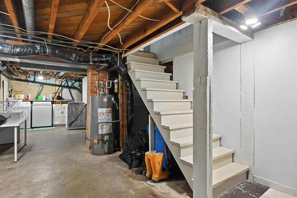 MLS® A2243337 - 1018 Windsor Avenue  in NONE Penhold, Residential