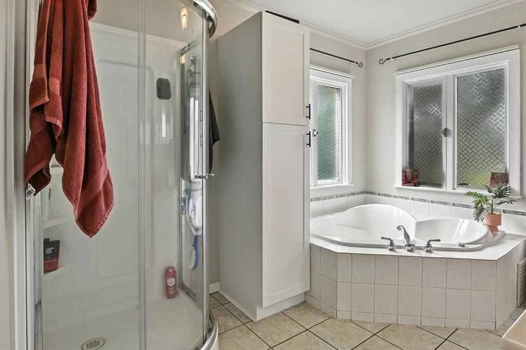 MLS® A2243337 - 1018 Windsor Avenue  in NONE Penhold, Residential