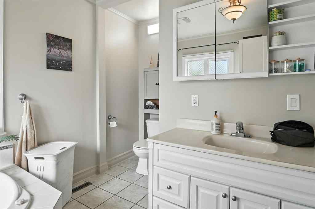 MLS® A2243337 - 1018 Windsor Avenue  in NONE Penhold, Residential