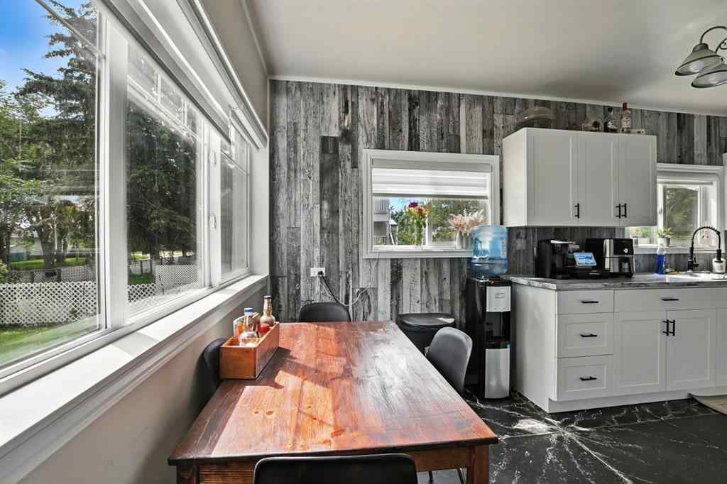 MLS® A2243337 - 1018 Windsor Avenue  in NONE Penhold, Residential