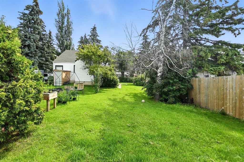 MLS® A2243337 - 1018 Windsor Avenue  in NONE Penhold, Residential