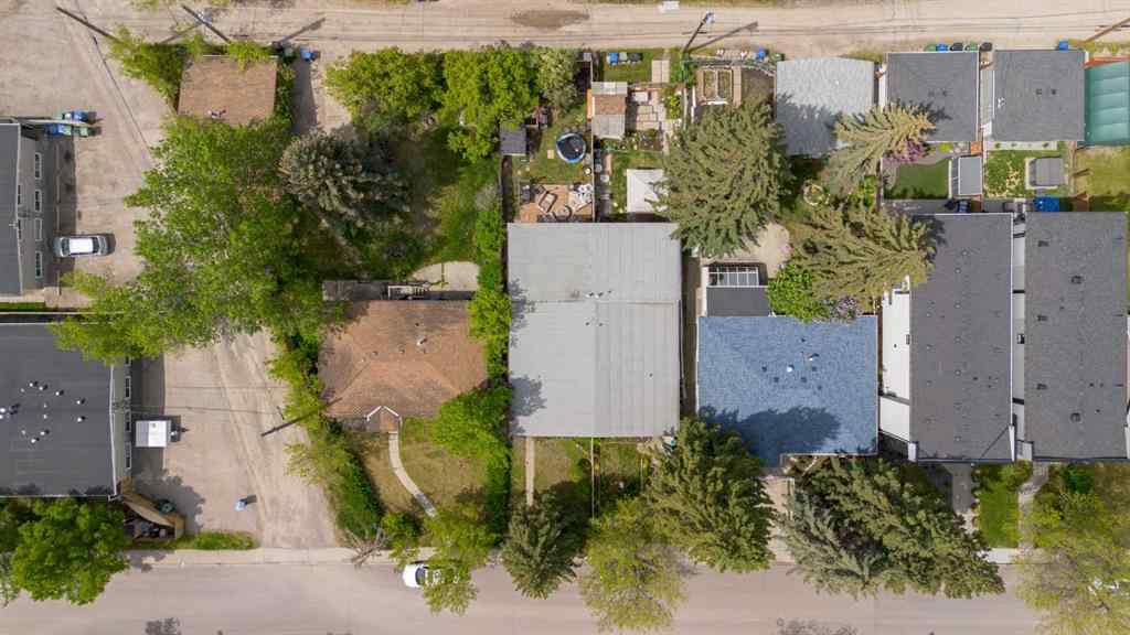 MLS® A2243351 - 3725 41 Street SW in Glenbrook Calgary, Residential