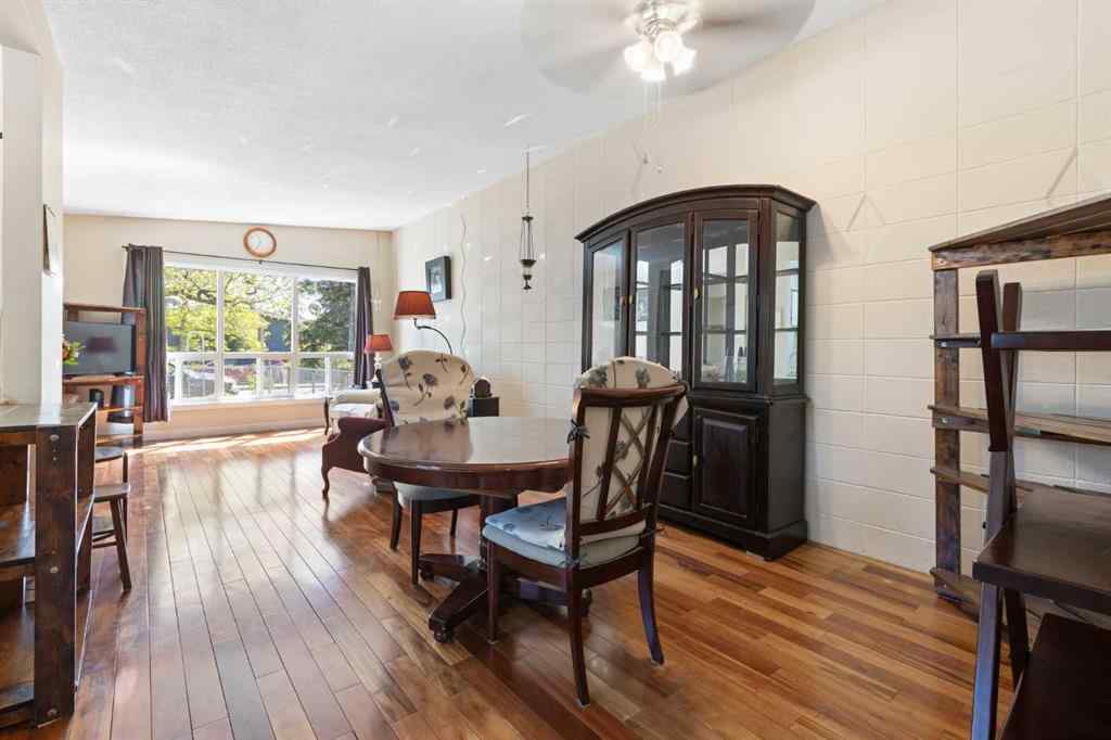 MLS® A2243351 - 3725 41 Street SW in Glenbrook Calgary, Residential