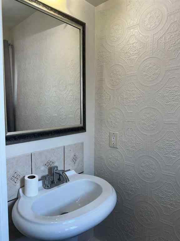 MLS® A2243354 - Unit #118 600 Signal Road  in Thickwood Fort McMurray, Residential