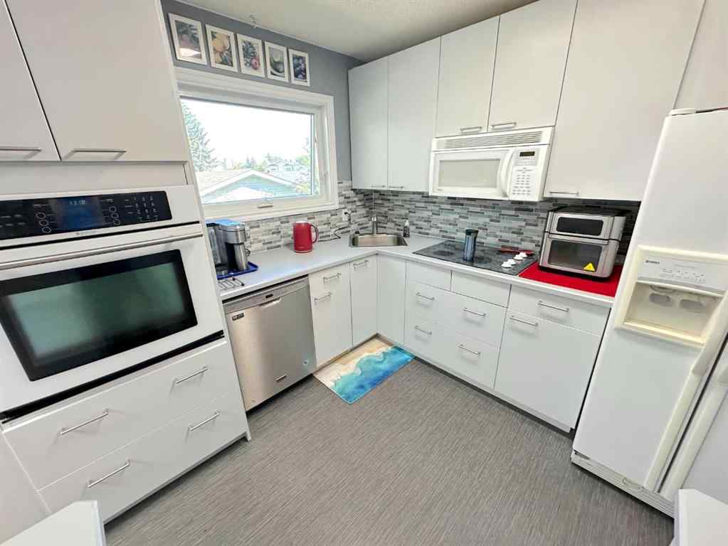 MLS® A2243362 - 66 Niven Street  in Normandeau Red Deer, Residential