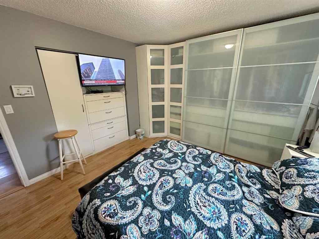 MLS® A2243362 - 66 Niven Street  in Normandeau Red Deer, Residential