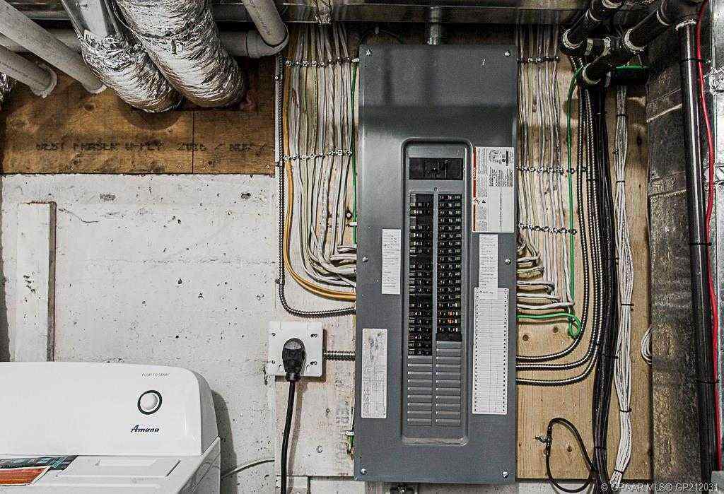 MLS® A2243367 - 9731 100 Avenue  in Central Business District Grande Prairie, Commercial