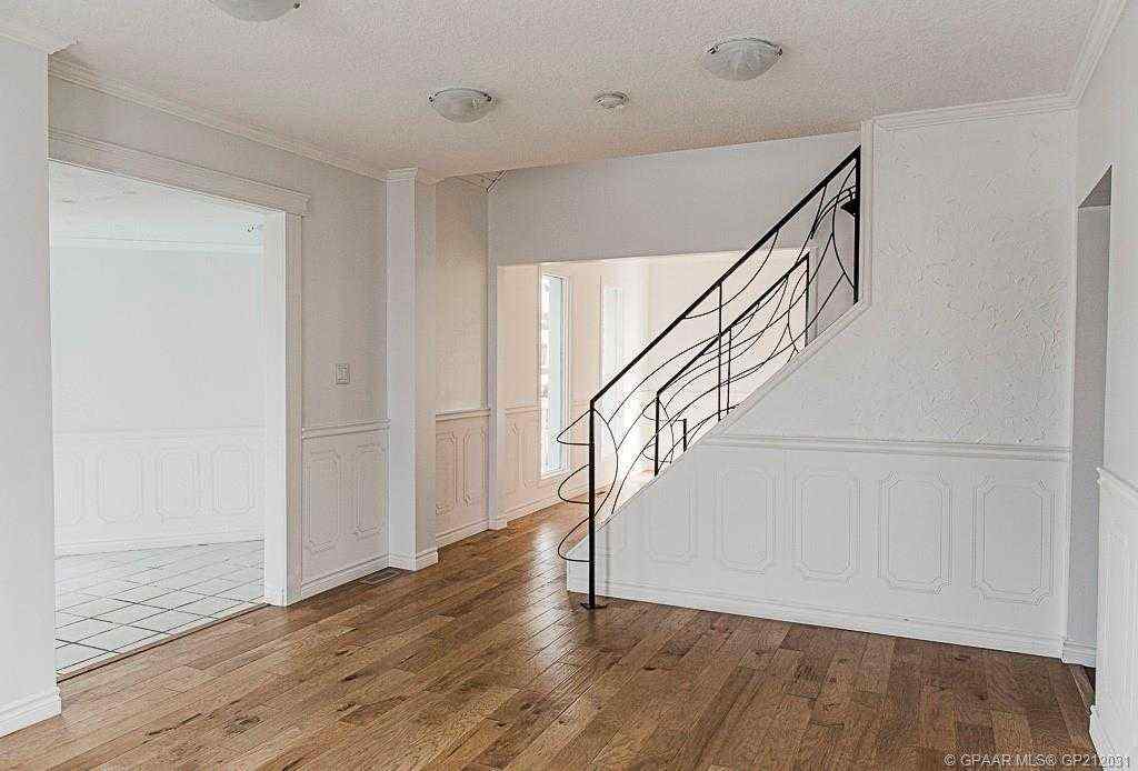 MLS® A2243367 - 9731 100 Avenue  in Central Business District Grande Prairie, Commercial