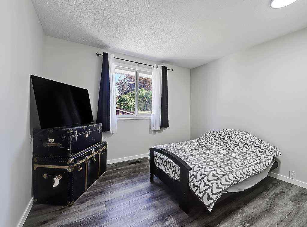 MLS® A2243375 - 332 Lysander Place SE in Ogden Calgary, Residential