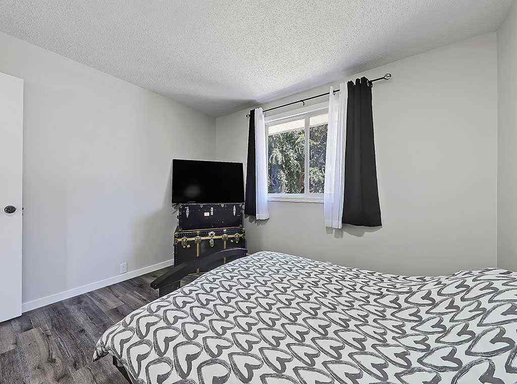 MLS® A2243375 - 332 Lysander Place SE in Ogden Calgary, Residential