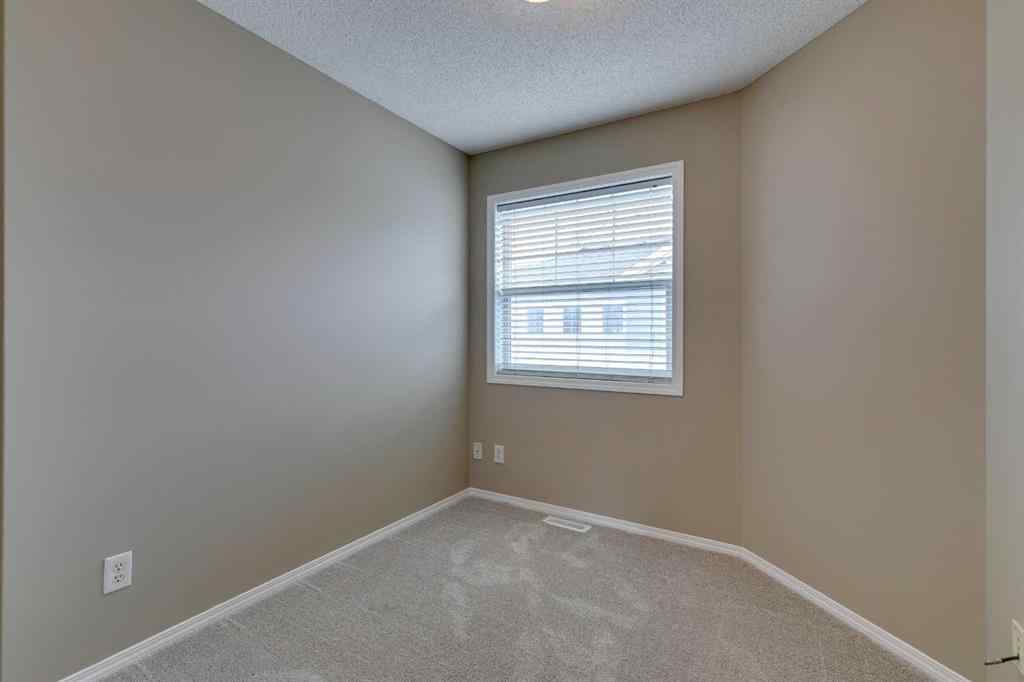 MLS® A2243376 - 284 Elgin Gardens SE in McKenzie Towne Calgary, Residential