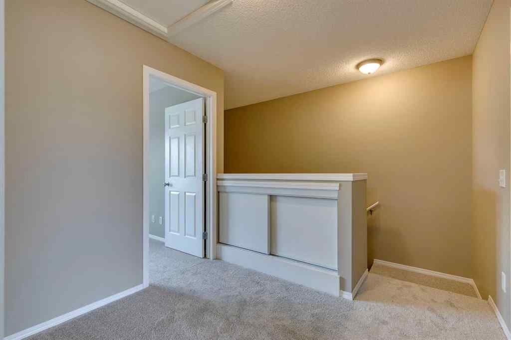 MLS® A2243376 - 284 Elgin Gardens SE in McKenzie Towne Calgary, Residential