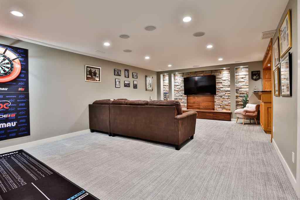MLS® A2243378 - 234 McMaster Boulevard W in Varsity Village Lethbridge, Residential