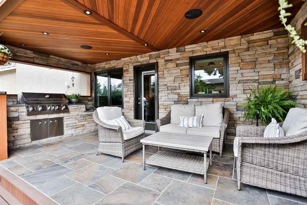 MLS® A2243378 - 234 McMaster Boulevard W in Varsity Village Lethbridge, Residential