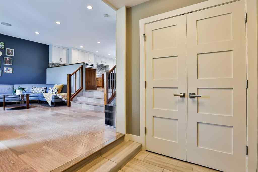 MLS® A2243378 - 234 McMaster Boulevard W in Varsity Village Lethbridge, Residential