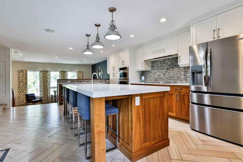 MLS® A2243378 - 234 McMaster Boulevard W in Varsity Village Lethbridge, Residential