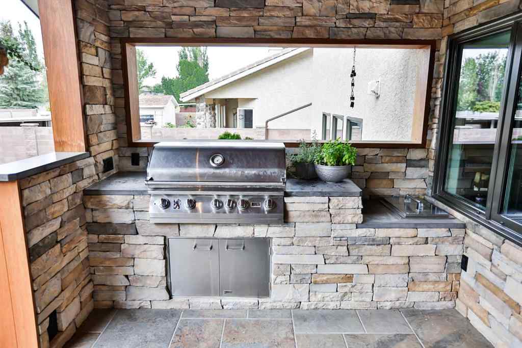 MLS® A2243378 - 234 McMaster Boulevard W in Varsity Village Lethbridge, Residential