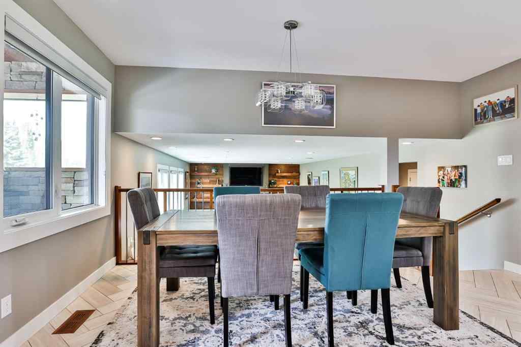 MLS® A2243378 - 234 McMaster Boulevard W in Varsity Village Lethbridge, Residential