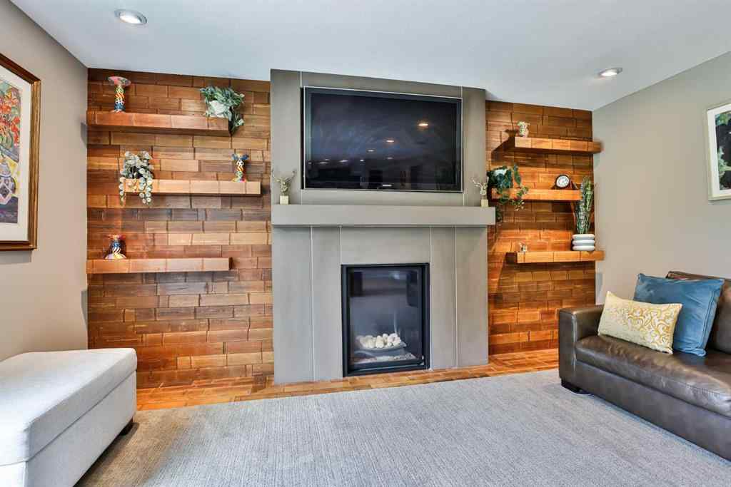 MLS® A2243378 - 234 McMaster Boulevard W in Varsity Village Lethbridge, Residential