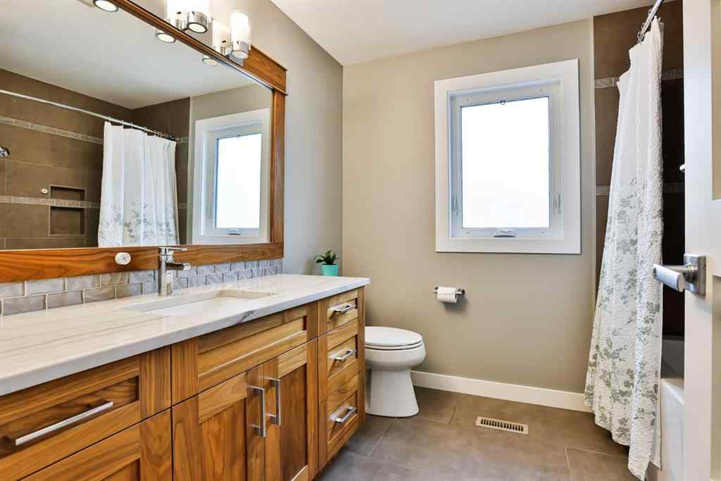 MLS® A2243378 - 234 McMaster Boulevard W in Varsity Village Lethbridge, Residential